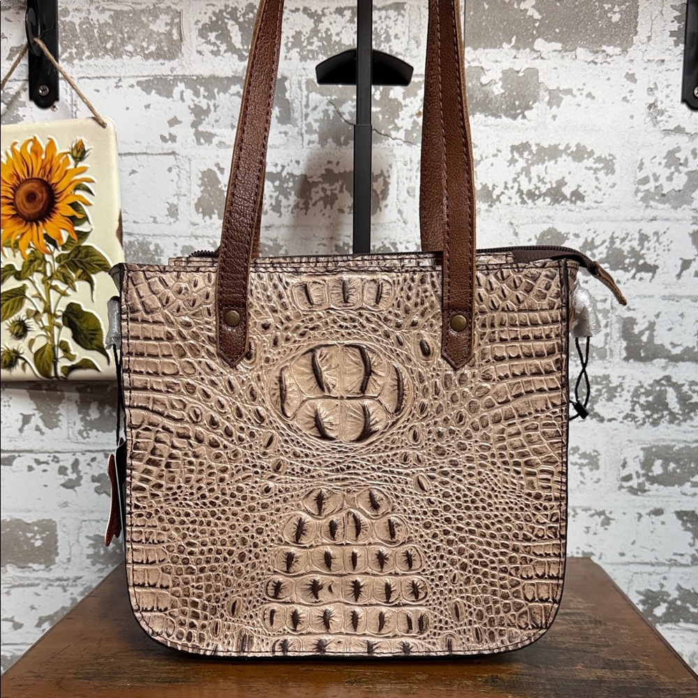 American Darling Croc-Embossed Beige Tote with Brown Handles